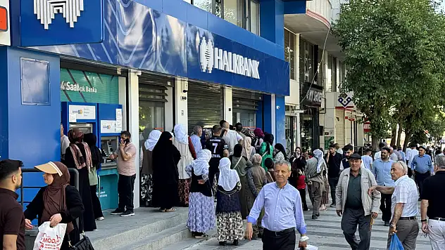 Siirt'te Sosyal Yardım Ödemelerinde Yeni Sistem Mağduriyetlerle Geldi