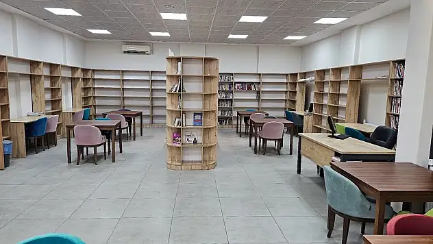 Siirt'te Tarım Ağaç Müzesi Kütüphanesi Öğrencilerin Hizmetinde