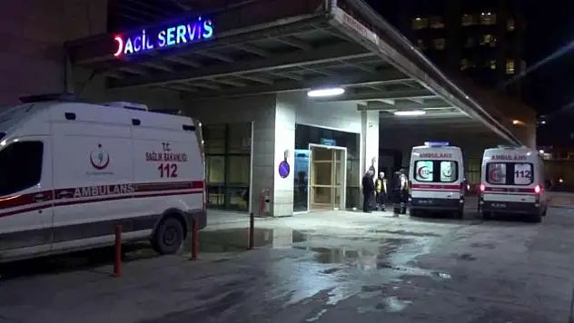 Siirt'te Tıbbi Sekreter Evinde Ağır Yaralı Bulundu, Hastanede Hayatını Kaybetti