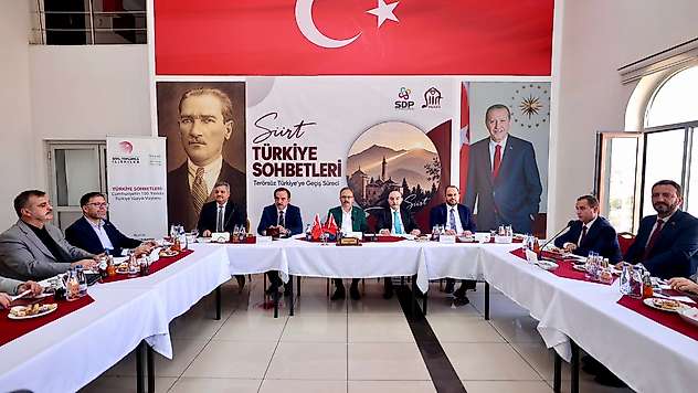 Siirt'te 'Türkiye Sohbetleri: Terörsüz Türkiye'ye Geçiş Süreçleri' Programı Düzenlendi