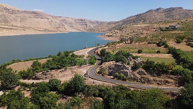 Siirt'te yollar yapılıyor, şimdi sıra turizm yatırımlarında