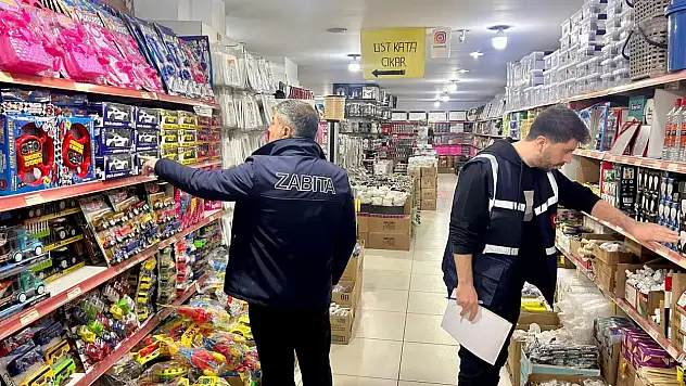 Siirt'te zabıta denetimleri: 450 iş yeri kontrol edildi, 3 işletmeye ceza