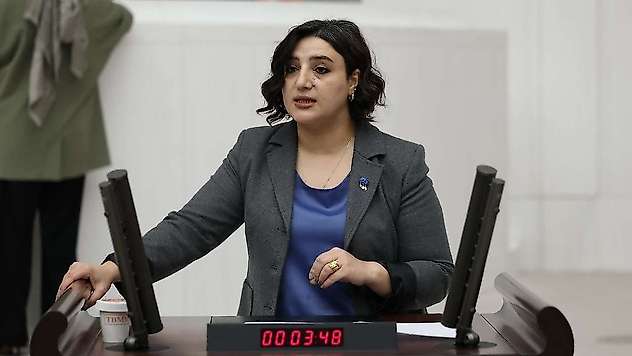 Siirt'teki Zehirlenme Olayı Meclis Gündeminde: Sabahat Erdoğan Sarıtaş'tan İki Bakanlığa Soru Önergesi