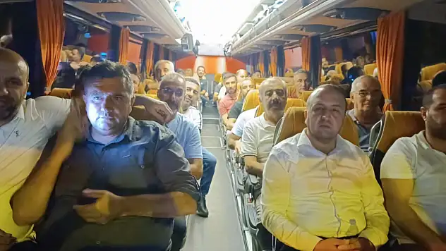 Siirt'ten Kamu Çalışanları Ankara'daki Miting İçin Yola Çıktı