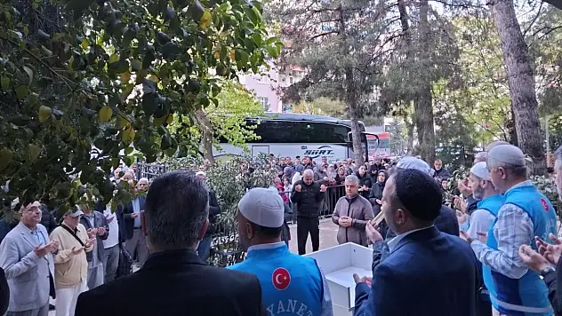 Siirt'ten Kutsal Topraklara İlk Kafile Yola Çıktı