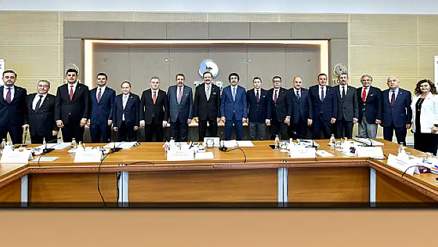 Siirt TSO Başkanı Güven Kuzu, Milletlerarası Ticaret Odası Toplantısına Katıldı