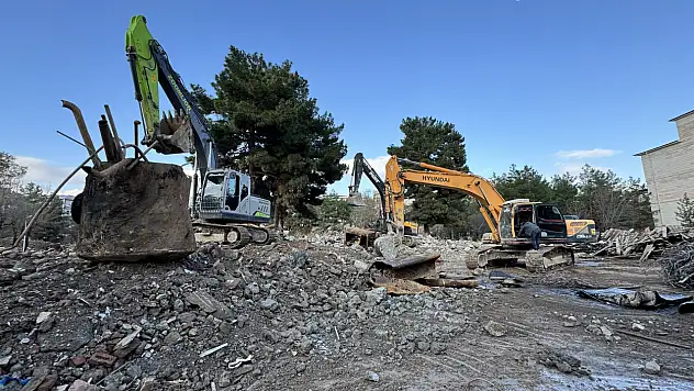 Siirt Üniversitesi Kampüsü Millet Bahçesine Dönüşüyor