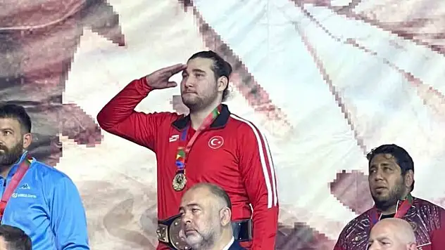 Siirt Üniversitesi Öğrencisi Dünya Şampiyonu Oldu