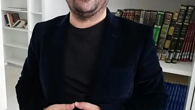 Siirt Üniversitesi Öğretim Üyesi Karataş, Doçent Oldu