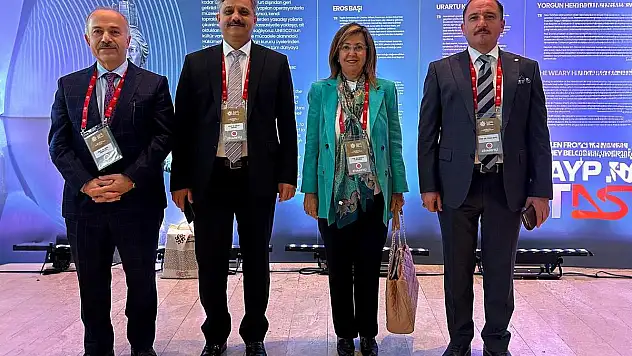 Siirt Üniversitesi Rektörü Şındak, '21. Yüzyılda Türkiye'nin Kültür Seferberliği Sempozyumu'na Katıldı