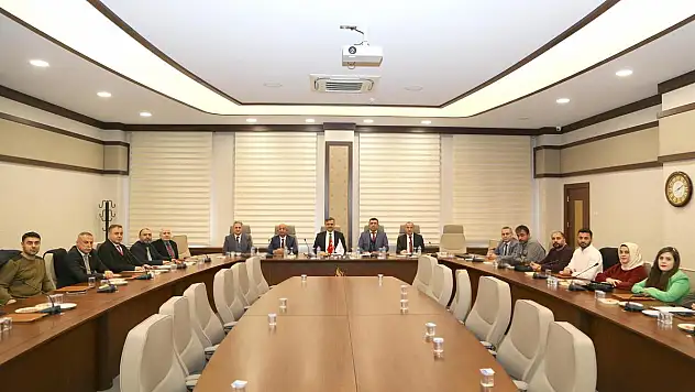 Siirt Üniversitesinde Küçükbaş Hayvancılığın Geleceği İçin Önemli Bir Toplantı Yapıldı