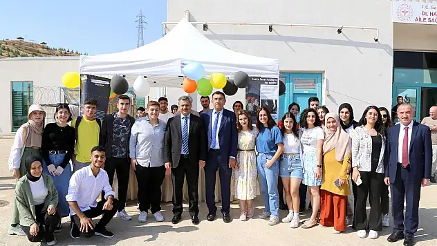 Siirt Üniversitesinde Öğrenci Toplulukları Tanıtım Günleri Yapıldı