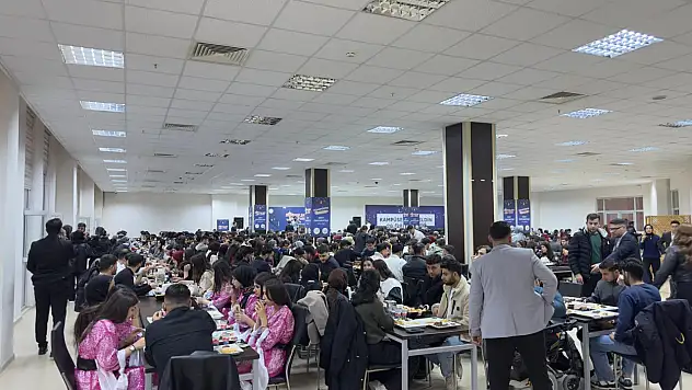 Siirt Üniversitesinde Öğrencilerle İftar Programı Düzenlendi