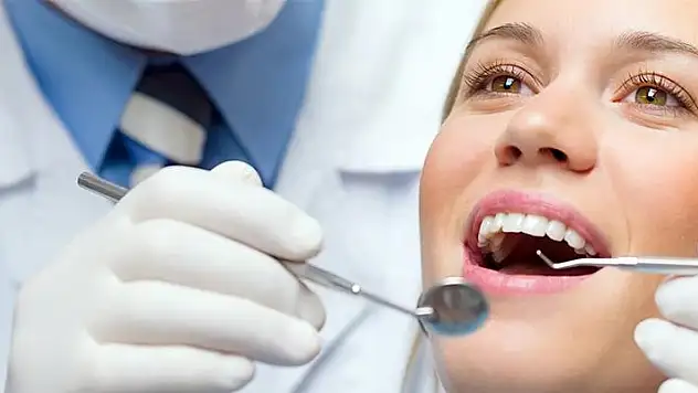 Siirt Valiliği Kaçak Ortodondistleri Çalıştıran Diş Polikliniğine Üç Ceza Birden Kesti