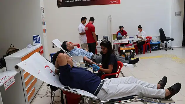 Siirt Valiliğinden Kan Bağışına Destek!