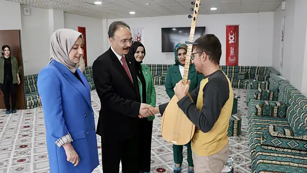 Siirt Valisi Dr.Kemal Kızılkaya'dan Baykan Aile Destek Merkezi'na Ziyaret