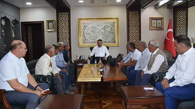 Siirt Valisi Hacıbektaşoğlu, Köy Muhtarlarının Sorun Ve Taleplerini Dinledi