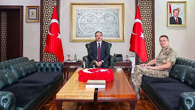 Siirt Valisi Kızılkaya, Yeni Siirt İl Jandarma Komutanı Tuğgeneral Ceylan Yaman'ı Kabul Etti