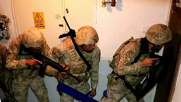 Siirt ve 25 İlde DEAŞ'a Yönelik Operasyon