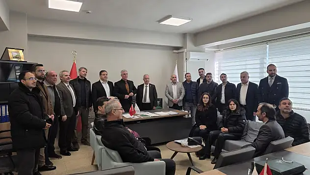 Siirt Yeşilay'da başkan gerçekleşen kongre ile değişti