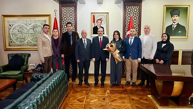 Siirt Yeşilay'dan Vali Kızılkaya'ya Ziyaret