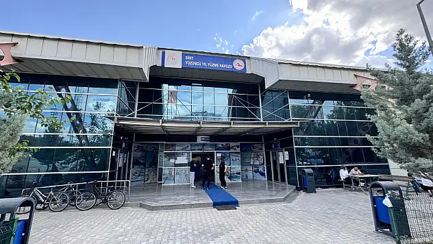 Siirt Yüzüncü Yıl Yüzme Havuzu Kadın Erkek Seans Saatleri ve Ücretleri
