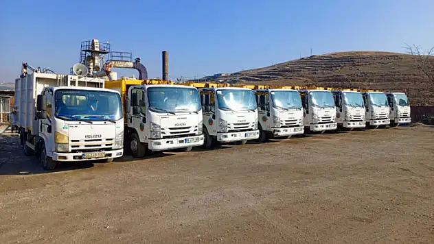 Siirt'e Yeni Çöp Kamyonları