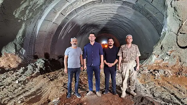 Siirt'i Habur Sınır Kapısına Bağlayacak Dev Tünellerin Yapımı Devam Ediyor!