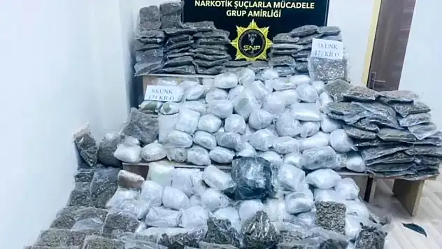 Siirt'in de Aralarında Bulunduğu 44 İl de Uyuşturucu Operasyonu!