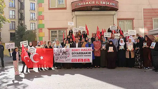 Siirtli Annelerden,  Diyarbakır Annelerine Destek Ziyareti