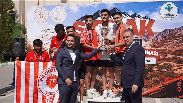 Siirtli Atletlerden Dağ Koşuları Şampiyonası'nda Çifte Başarı