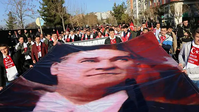 Siirtli Bozkurtlar Atasının Yolunda