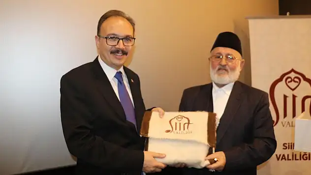 Siirtli Hemşerimiz 4.723 Milyon Km. Yol Giderek, 50 Ülke ve 400 Şehir Dolaşarak Abdulkadir Geylani Hz.'nin Eserlerini Araştırdı