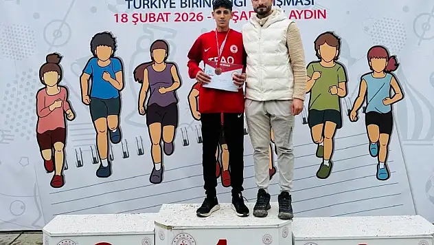 Siirtli Lise Öğrencisi Türkiye 3'üncüsü Oldu