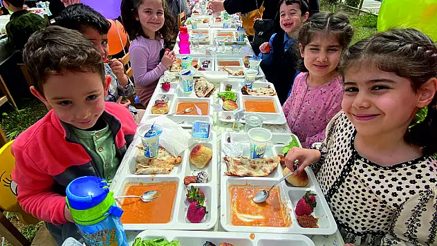 Siirtli Minikler 'Tekne Orucu' Tuttu