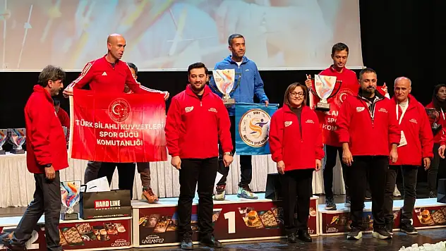 Siirtli Sporcu Gaziantep'te Yarı Maratonu Birinci Tamamladı