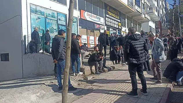 Siirt'te 30 Yaşındaki R.Ç. Tavana Asılı Halde Bulundu!