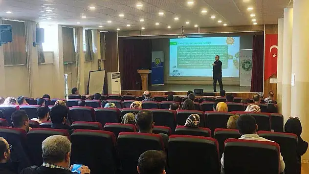 Siirt'te 6.GAP Yeşil İnovasyon Proje Yarışması Bilgilendirme Semineri Gerçekleştirildi