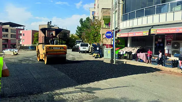 Siirt'te Asfalt Yama Çalışmaları Devam Ediyor