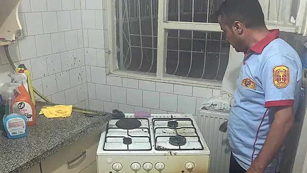 Siirt'te Bir Evin Mutfağında Çıkan Yangın Korkuttu!