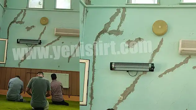 Siirt'te Bu Camideki Çatlaklar Korkutuyor!