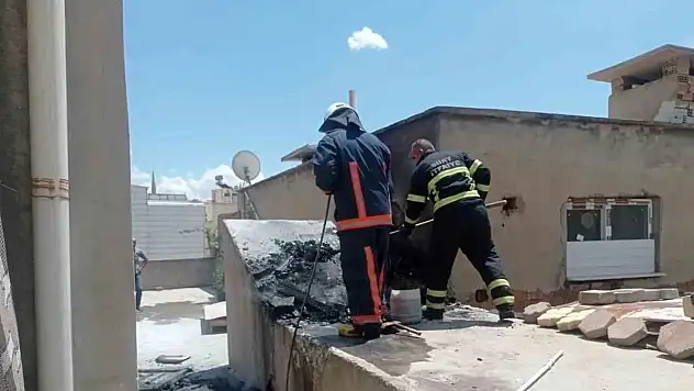 Siirt'te Çatıda Çıkan Yangın Korkuttu