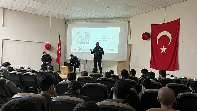Siirt'te Çocuklara Siber Güvenlik Eğitimi