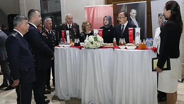 Siirt'te Cumhuriyet Resepsiyonu