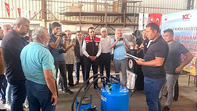 Siirt'te 'Damla Sulama Sistemli Yüksek Telli Bağ Projesi' Kapsamında, 85 Üreticiye Malzeme Dağıtıldı