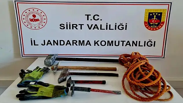 Siirt'te Eski Tarihi Hamam Bölgesinde Define Avcılarına Suçüstü Baskın