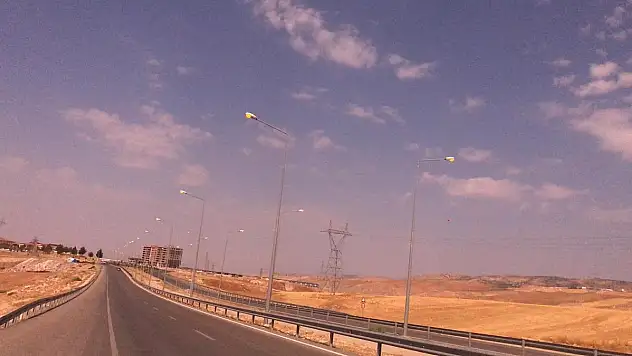 Siirt'te Gündüz Sokak Aydınlatması!