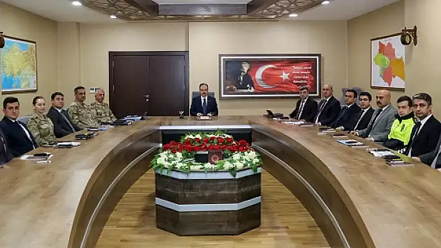 Siirt'te Güvenlik ve Asayiş Koordinasyon Toplantısı Gerçekleştirildi