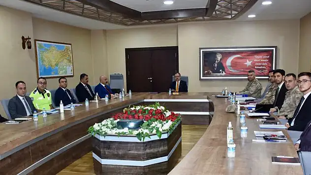 Siirt'te Haftalık İl Güvenlik ve Asayiş Koordinasyon Toplantısı Yapıldı