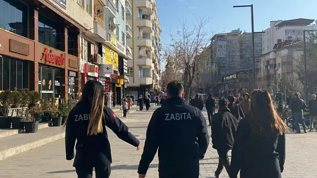 SİİRT'TE KALDIRIM İŞGALLERİNE KARŞI DENETİM SÜRÜYOR